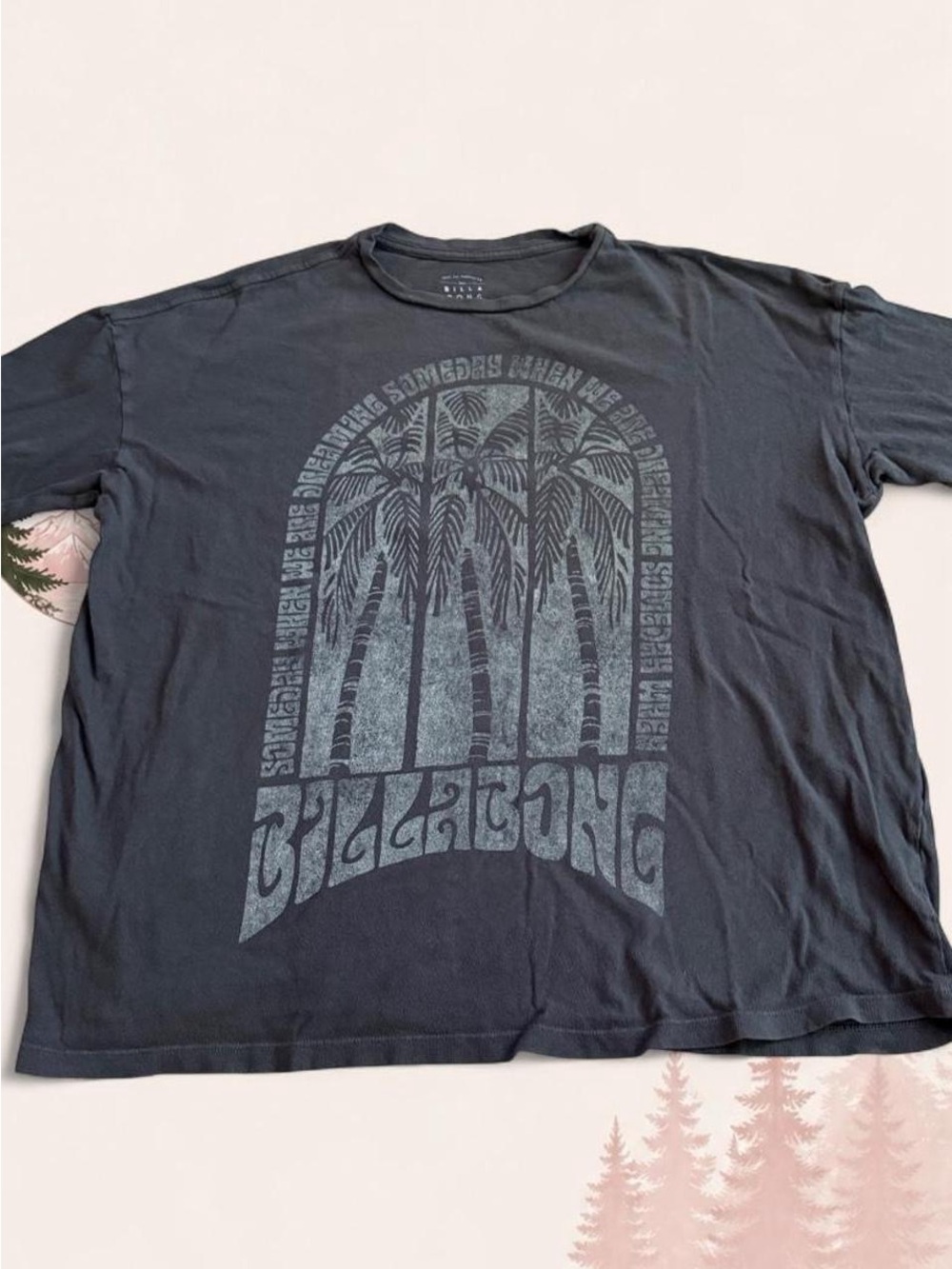 Billabong Oversized Graphic Tee - Women’s XS